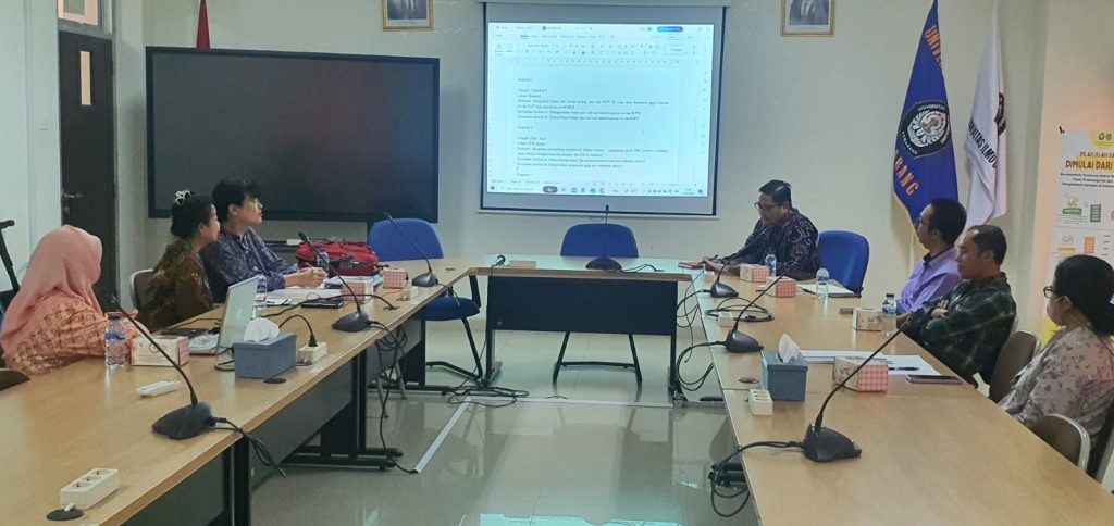 EHLE Institute delegates visit Diponegoro University to forge cooperation in language education